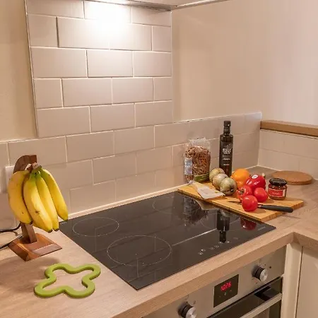 2, 71 Micklegate, Apartment
